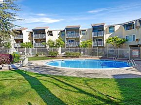 1087 Murrieta Blvd 242, Livermore CA 94550