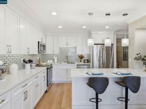 3410 Tice Creek Dr 8, Walnut Creek CA 94595