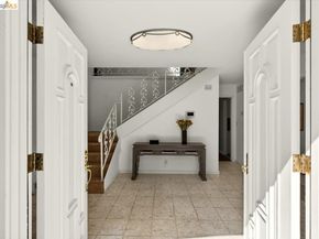 10565 Englewood Drive, Oakland CA 94605