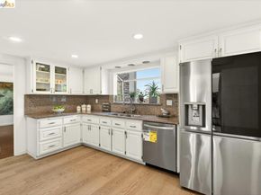 10565 Englewood Drive, Oakland CA 94605