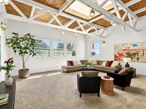 10565 Englewood Drive, Oakland CA 94605