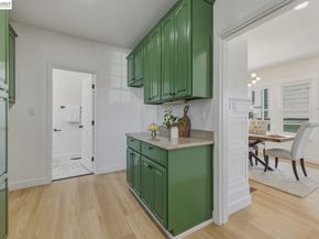 1726 Eagle Ave, Alameda CA 94501