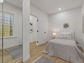 1726 Eagle Ave, Alameda CA 94501