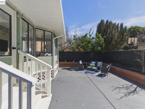 1726 Eagle Ave, Alameda CA 94501