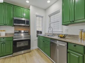 1726 Eagle Ave, Alameda CA 94501