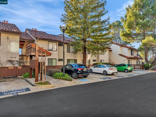 22135 Sevilla Rd 32, Hayward CA 94541
