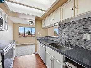 22135 Sevilla Rd 32, Hayward CA 94541