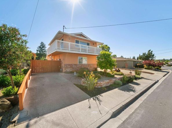 259 Donegal Way, Martinez CA 94553
