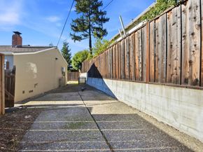 16251 Carolyn St, Castro Valley CA 94578