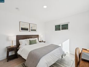 3268 Park Ln, Lafayette CA 94549