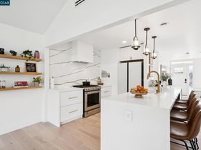 3268 Park Ln, Lafayette CA 94549