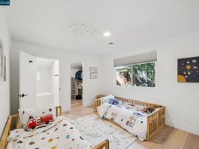 3268 Park Ln, Lafayette CA 94549