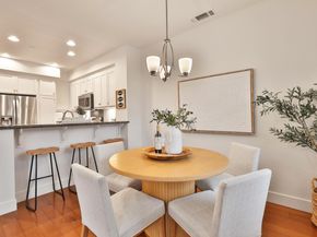 2574 Alvin St, Mountain View CA 94043