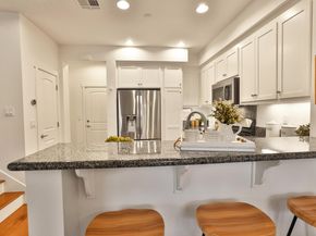 2574 Alvin St, Mountain View CA 94043