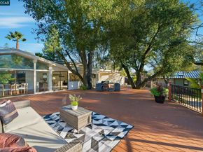 38 Vista Del Mar, Orinda CA 94563