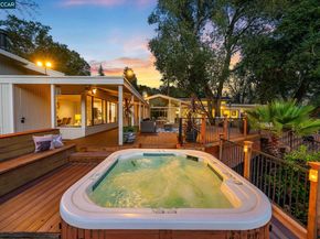 38 Vista Del Mar, Orinda CA 94563