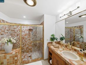 38 Vista Del Mar, Orinda CA 94563