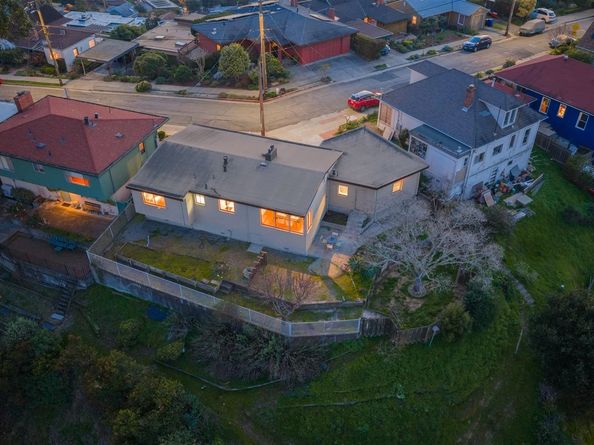 101 Crest Ave, Richmond CA 94801