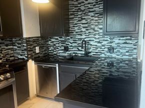 81 Esquina, San Francisco CA 94134