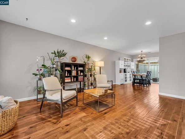 2724 Bollinger Canyon Rd, San Ramon CA 94583