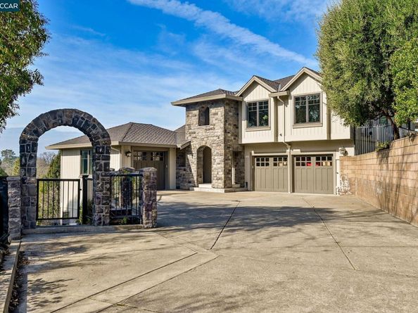 226A Nob Hill Drive, Walnut Creek CA 94596