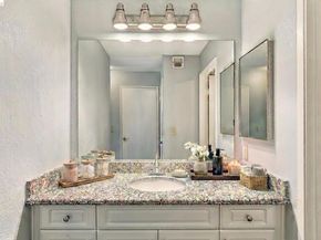 600 Canyon Oaks Drive F, Oakland CA 94605