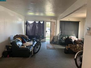 247 S 5Th St, Richmond CA 94804