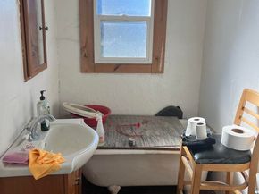 247 S 5Th St, Richmond CA 94804