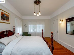 2056 Santa Clara Ave, Alameda CA 94501