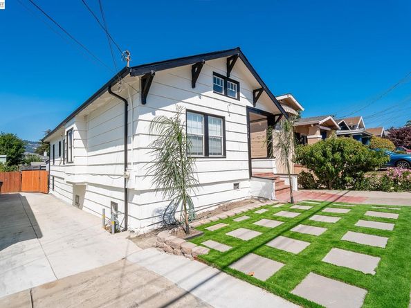 3708 Lyon Ave, Oakland CA 94601