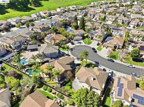 9740 Linnet Ct, Gilroy CA 95020