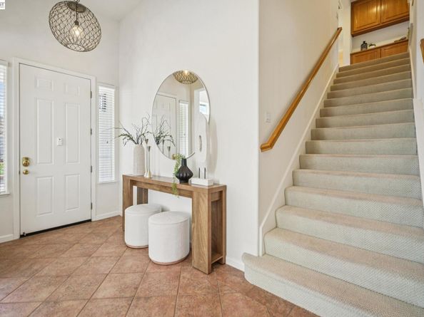 28862 Bay Heights Rd, Hayward CA 94542