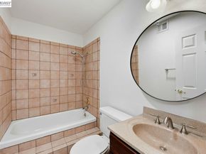 1400 Carpentier St 315, San Leandro CA 94577