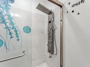 1433 56Th Ave, Oakland CA 94621