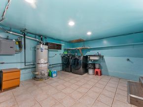 1433 56Th Ave, Oakland CA 94621