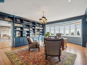 62 Farragut Ave, Piedmont CA 94610