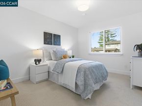 6 Sparrow Ct, Moraga CA 94556