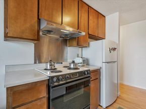 567 Oakland Ave 104, Oakland CA 94611