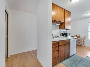 567 Oakland Ave 104, Oakland CA 94611