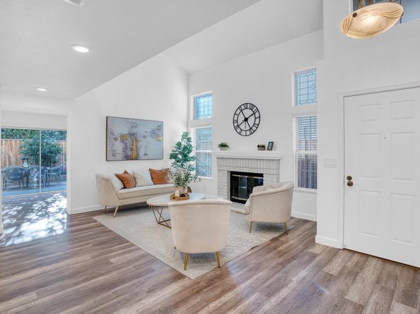 1681 Holly Cir, Pleasanton CA 94566