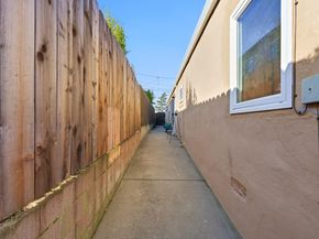 1342 S 57th St, Richmond CA 94804