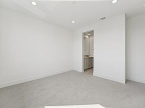 1933 Grand Street, Alameda CA 94501