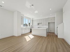 1933 Grand Street, Alameda CA 94501