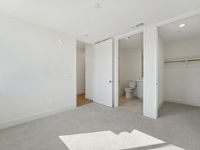 1933 Grand Street, Alameda CA 94501