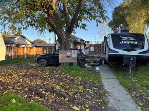 1860 Mayette Ave, Concord CA 94520