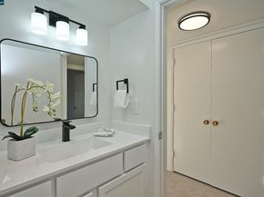 1857 Golden Rain Rd 1, Walnut Creek CA 94595