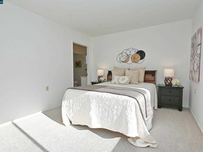 1857 Golden Rain Rd 1, Walnut Creek CA 94595