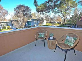 1857 Golden Rain Rd 1, Walnut Creek CA 94595