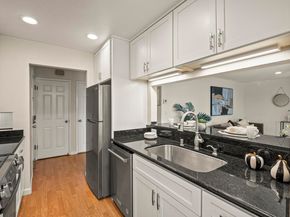 21071 Gary Dr 204, Hayward CA 94546