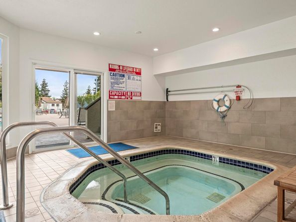 21071 Gary Dr 204, Hayward CA 94546